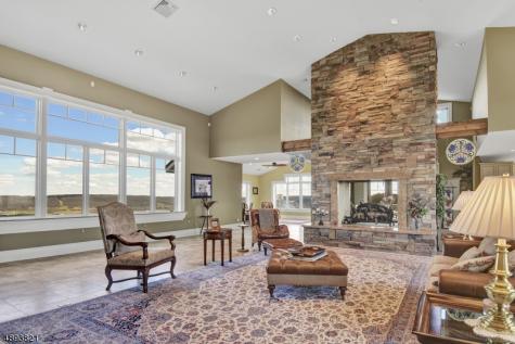 506 Mountain View Road W Franklin NJ 08802
