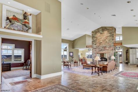 506 Mountain View Road W Franklin NJ 08802