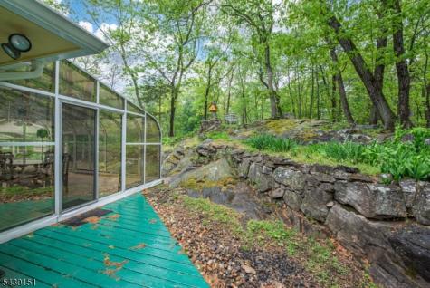 82 Highland Avenue Riverdale NJ 07457
