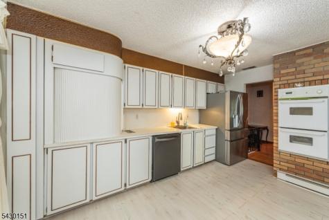 82 Highland Avenue Riverdale NJ 07457