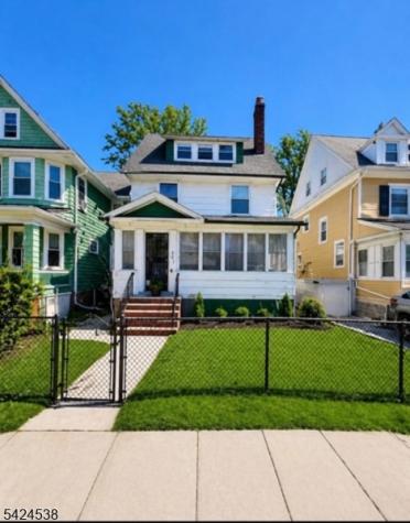 38 Emerson Street East Orange NJ 07018