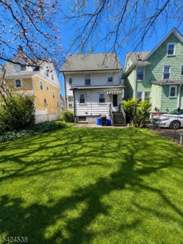 38 Emerson Street East Orange NJ 07018