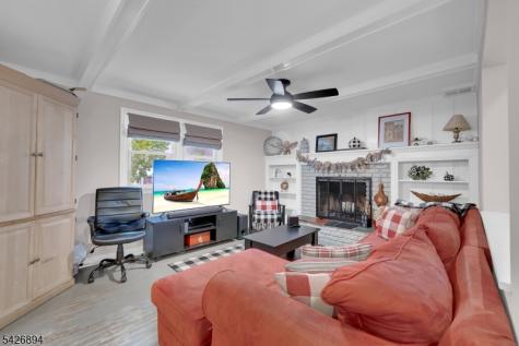 233 Maple Avenue Dunellen NJ 08812