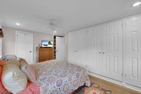 233 Maple Avenue Dunellen NJ 08812
