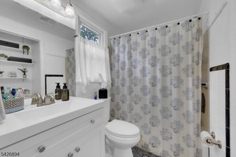 233 Maple Avenue Dunellen NJ 08812