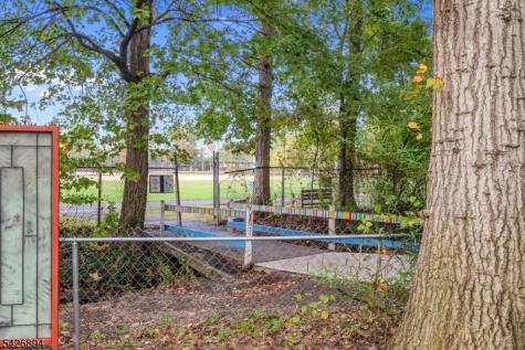 233 Maple Avenue Dunellen NJ 08812