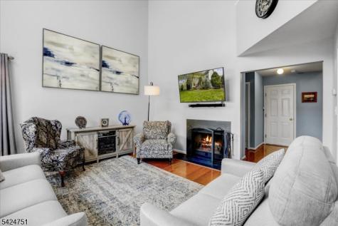 30 Aberdeen Drive Old Bridge NJ 08857