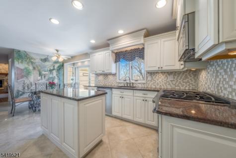 29 Candace Lane Chatham NJ 07928