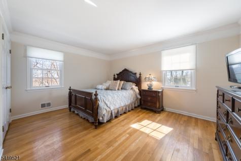 29 Candace Lane Chatham NJ 07928