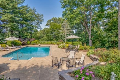 29 Candace Lane Chatham NJ 07928
