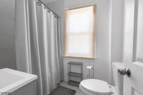 9 Sycamore Street Bloomfield NJ 07003