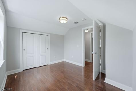 526 S Clinton Street East Orange NJ 07018