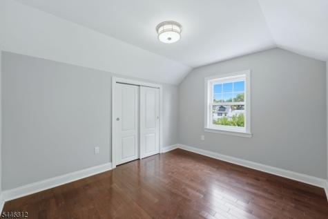526 S Clinton Street East Orange NJ 07018