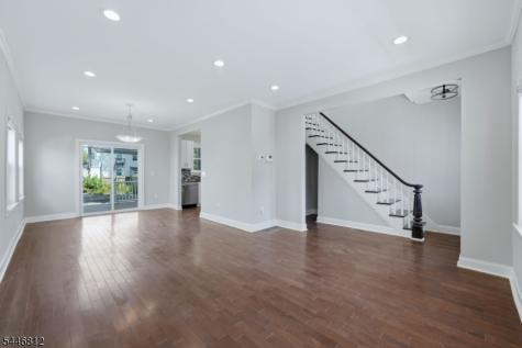 526 S Clinton Street East Orange NJ 07018