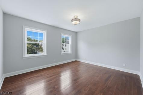 526 S Clinton Street East Orange NJ 07018