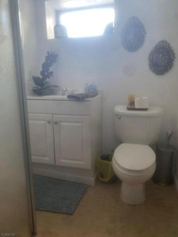 74 Avenue E Lodi NJ 07644