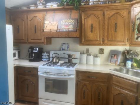 74 Avenue E Lodi NJ 07644