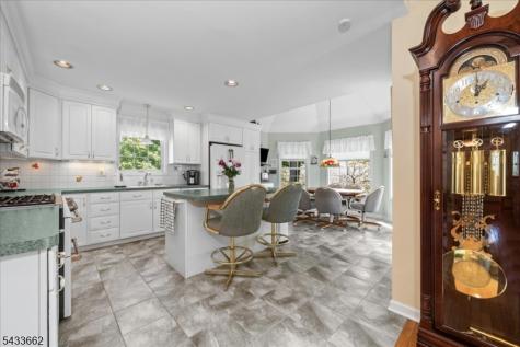 15 Bracken Hill Road Hardyston NJ 07419