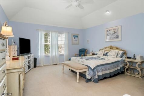 15 Bracken Hill Road Hardyston NJ 07419