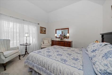 15 Bracken Hill Road Hardyston NJ 07419