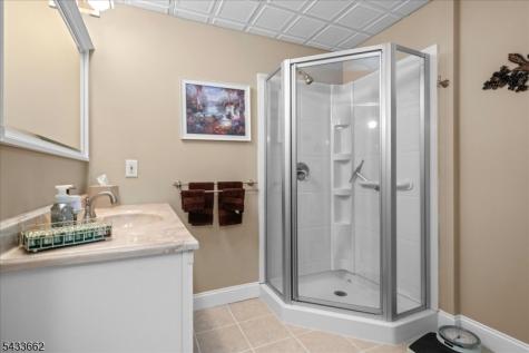 15 Bracken Hill Road Hardyston NJ 07419