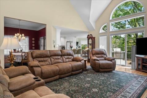 15 Bracken Hill Road Hardyston NJ 07419