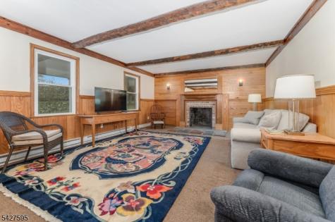 34 Berk Lane Lebanon NJ 08826