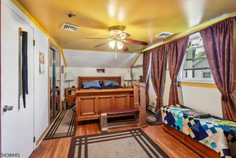 844 Lakeshore Drive Aberdeen NJ 07735
