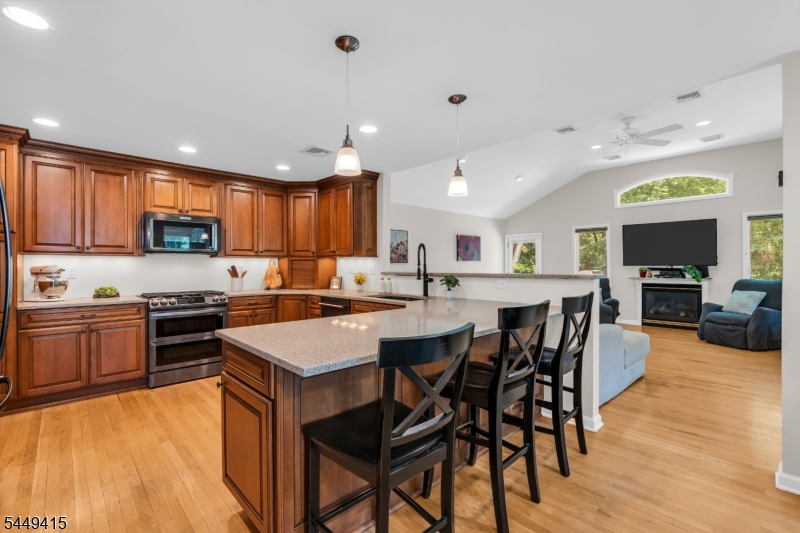 1245 Sunnyfield Lane Scotch Plains NJ 07076