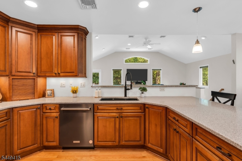 1245 Sunnyfield Lane Scotch Plains NJ 07076