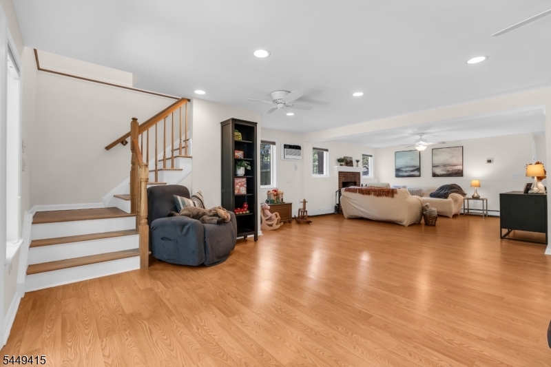 1245 Sunnyfield Lane Scotch Plains NJ 07076