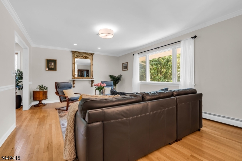 1245 Sunnyfield Lane Scotch Plains NJ 07076