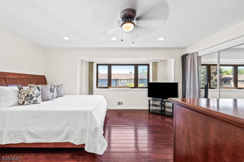 489 Brookside Lane Hillsborough NJ 08844