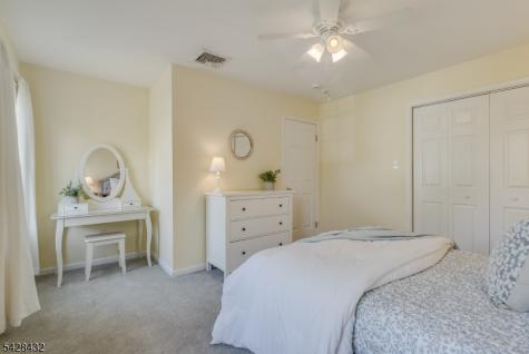109 Hillside Avenue Bedminster NJ 07921