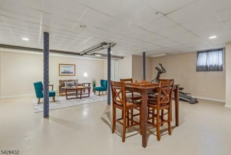 109 Hillside Avenue Bedminster NJ 07921