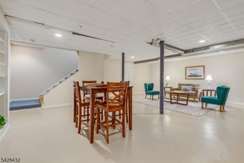 109 Hillside Avenue Bedminster NJ 07921