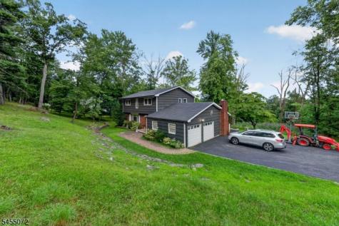 57 Longview Drive Green Brook NJ 08812