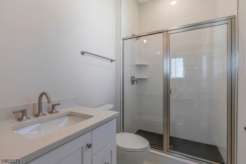3 Yeuzar Way Hillsborough NJ 08844