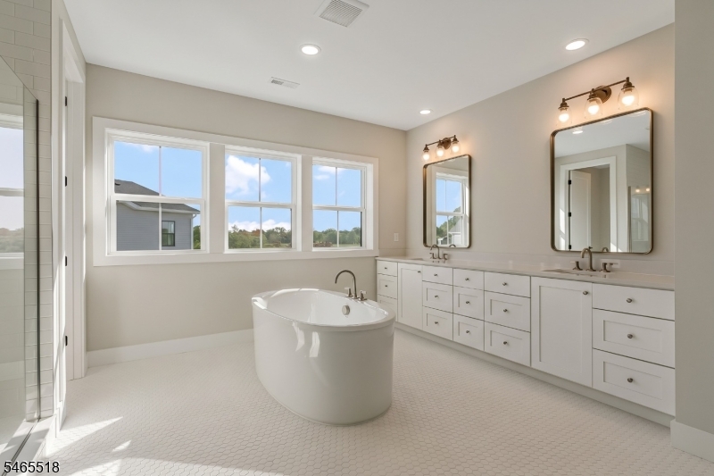 3 Yeuzar Way Hillsborough NJ 08844