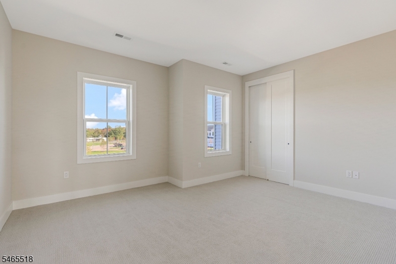 3 Yeuzar Way Hillsborough NJ 08844