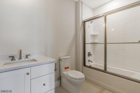 3 Yeuzar Way Hillsborough NJ 08844