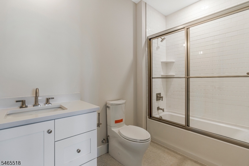 3 Yeuzar Way Hillsborough NJ 08844
