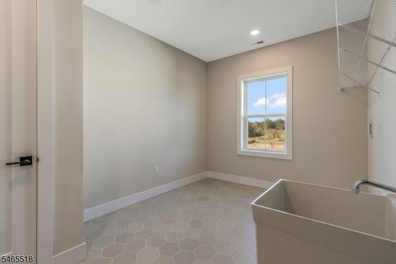3 Yeuzar Way Hillsborough NJ 08844