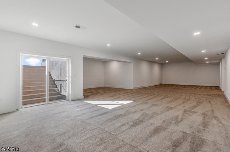 3 Yeuzar Way Hillsborough NJ 08844