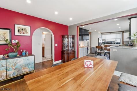 209 Floral Street Roselle NJ 07203