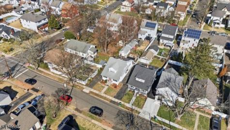 209 Floral Street Roselle NJ 07203