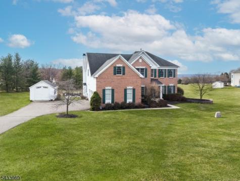 16 Steeplechase Lane Franklin NJ 08802