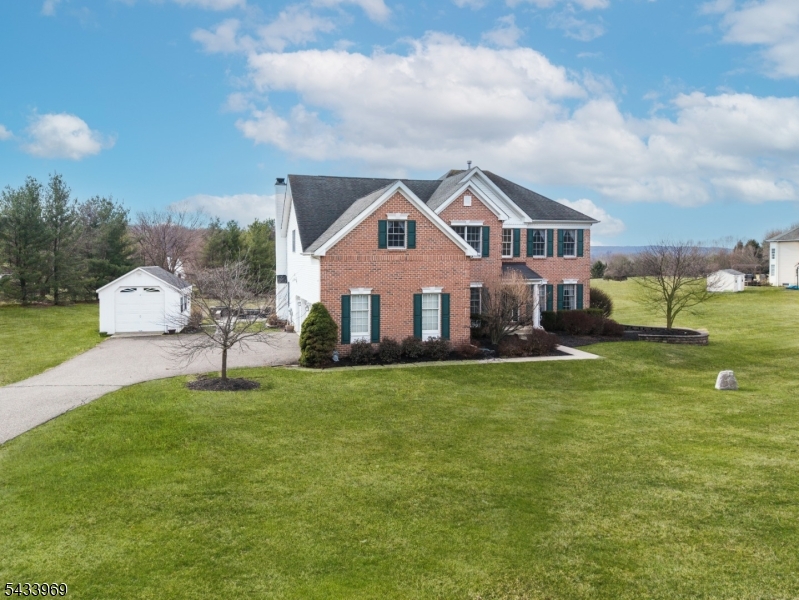 16 Steeplechase Lane Franklin NJ 08802