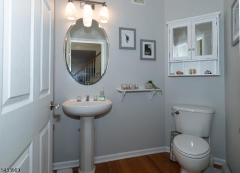 16 Steeplechase Lane Franklin NJ 08802