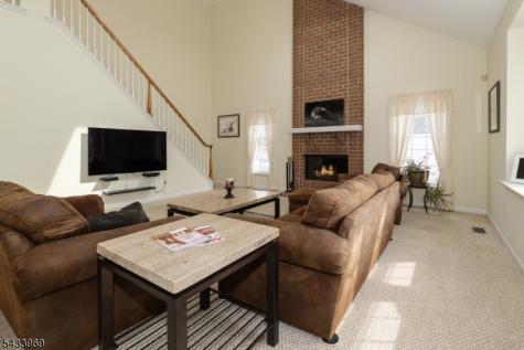 16 Steeplechase Lane Franklin NJ 08802